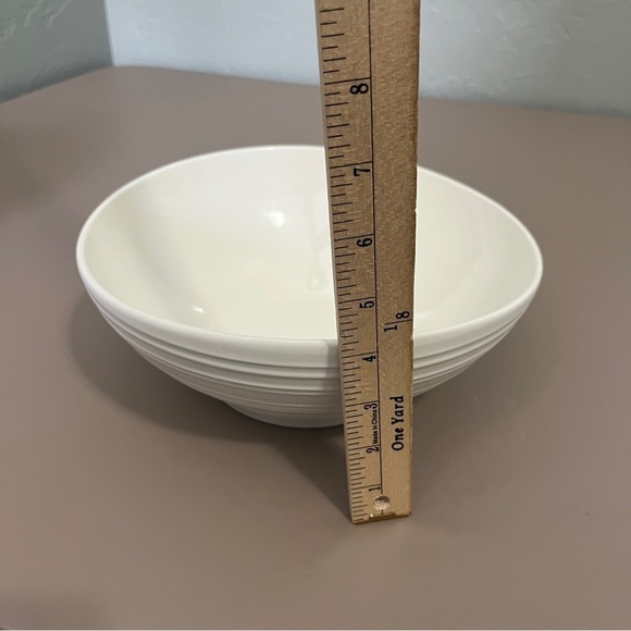 Mikasa Swirl White‎ Elegant Serving Bowl Vegetable Pasta - Picture 11 of 15